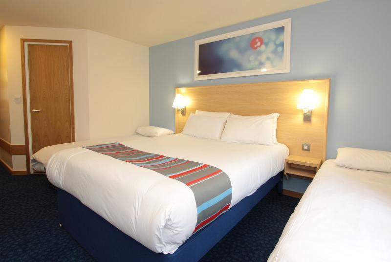 Travelodge Aberdeen Central Exterior foto